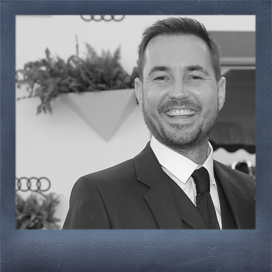 Fan Page | Team Martin Compston🏴 (@team_compston) on Twitter photo PIC OF THE DAY
Going into the weekend with a lovely smile from Martin as he enjoys a day out at the Henley Festival ☺️ 
~ July 2019
📸 : Dave Bennett (Original)
#MartinCompston <a href="/martin_compston/">martin compston</a> PIC OF THE DAY
Going into the weekend with a lovely smile from Martin as he enjoys a day out at the Henley Festival ☺️ 
~ July 2019
📸 : Dave Bennett (Original)
#MartinCompston <a href="/martin_compston/">martin compston</a>