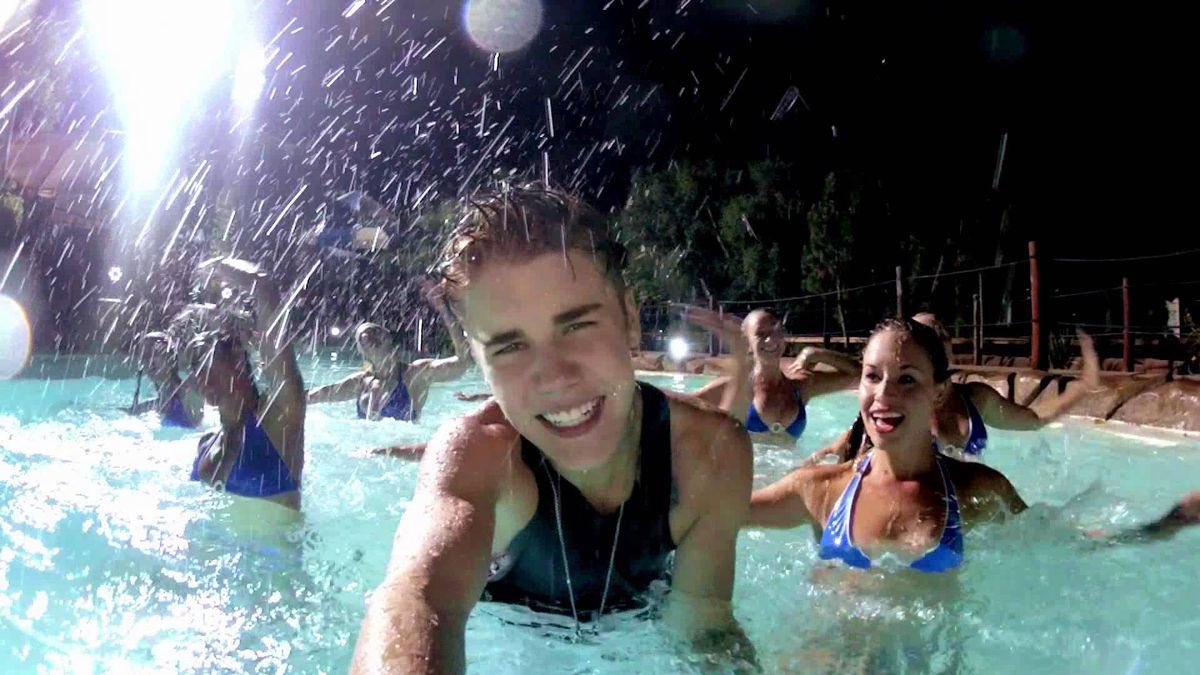PopCrave's tweet photo. 13 years ago today, Justin Bieber released "Beauty and a Beat" feat. Nicki Minaj. https://t.co/z1KmB4PqNF