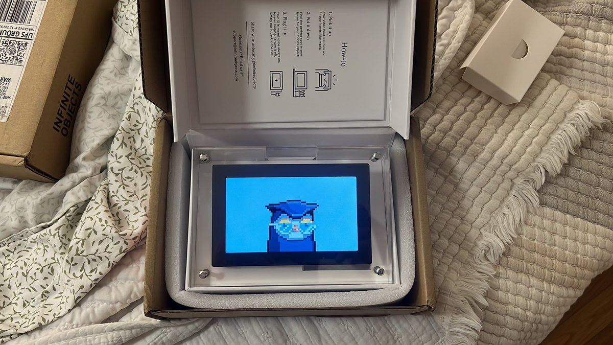 Who owns this <a href="/moonbirds/">Moonbirds</a> ? 
I’ve got an infinite objects!