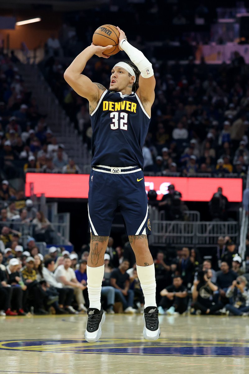 BleacherReport's tweet image. AARON GORDON CAREER HIGH 42 PTS 🔥
9/10 FROM THREE 😱