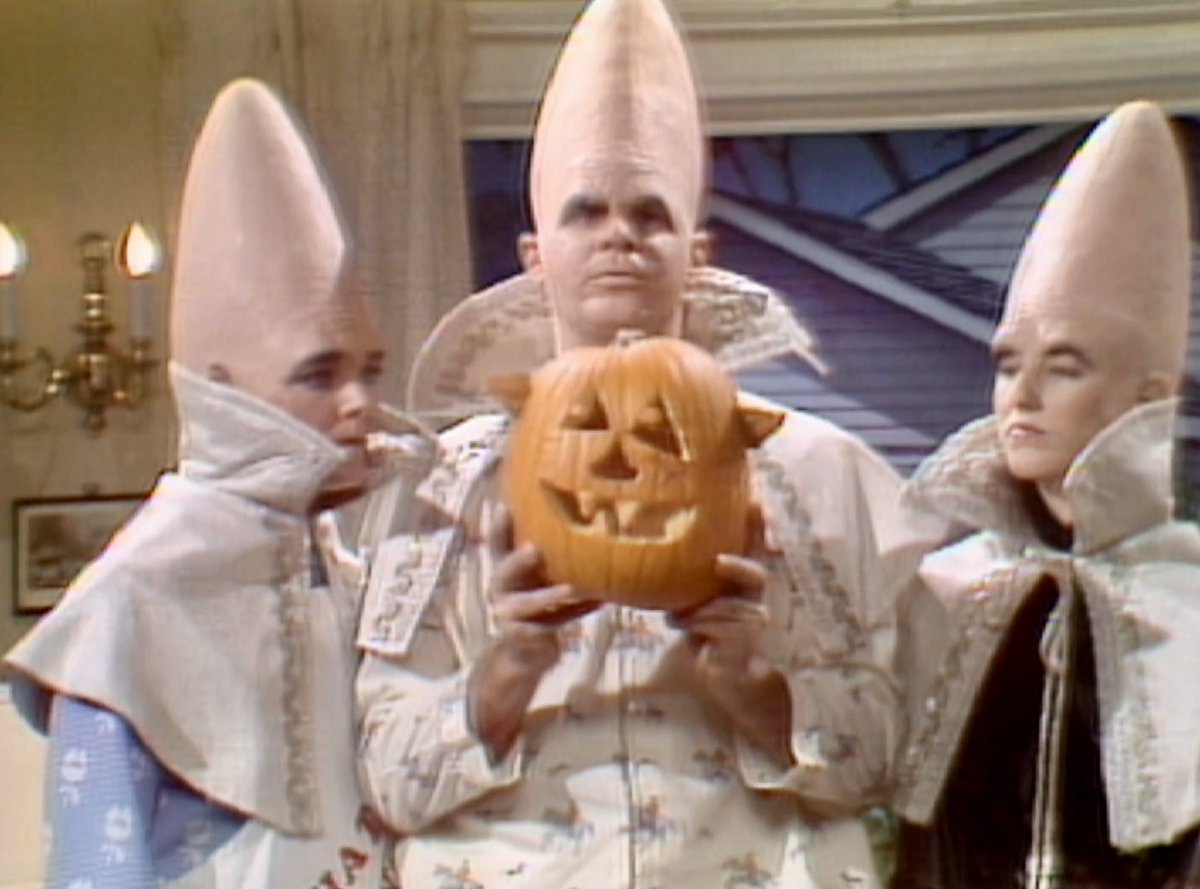 ‘We will honor your Halloween ritual by paying homage to the symbolic vegetable orb.’

— The Coneheads, ‘Saturday Night Live’ (1977)🎃🍂