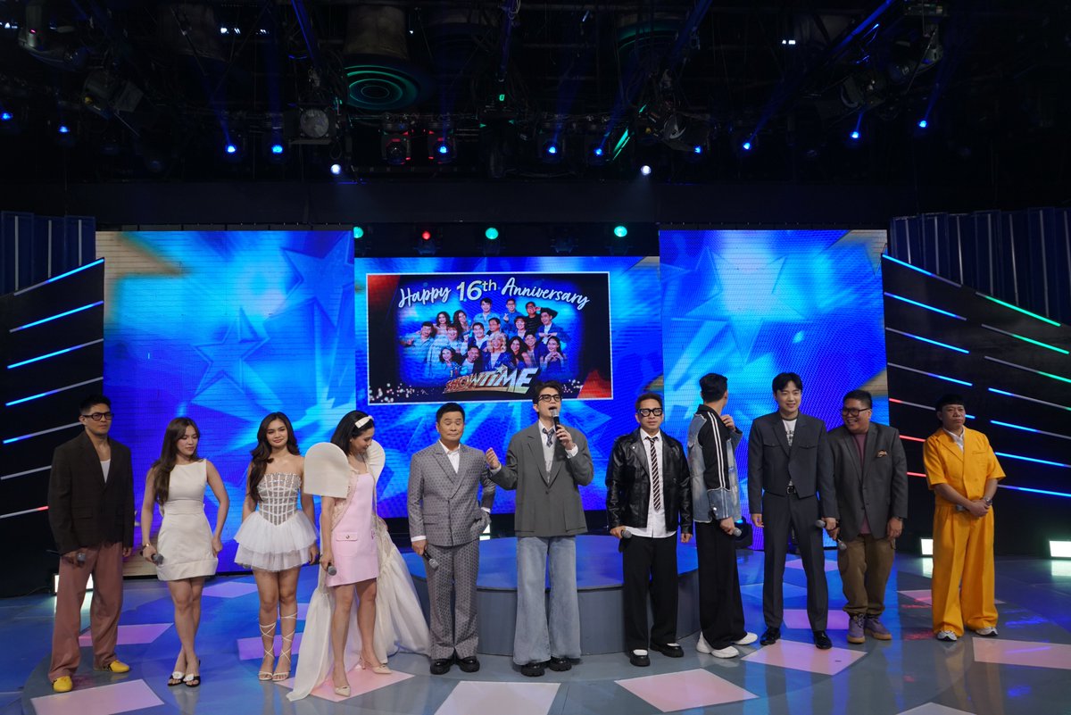 It's Showtime tweet media