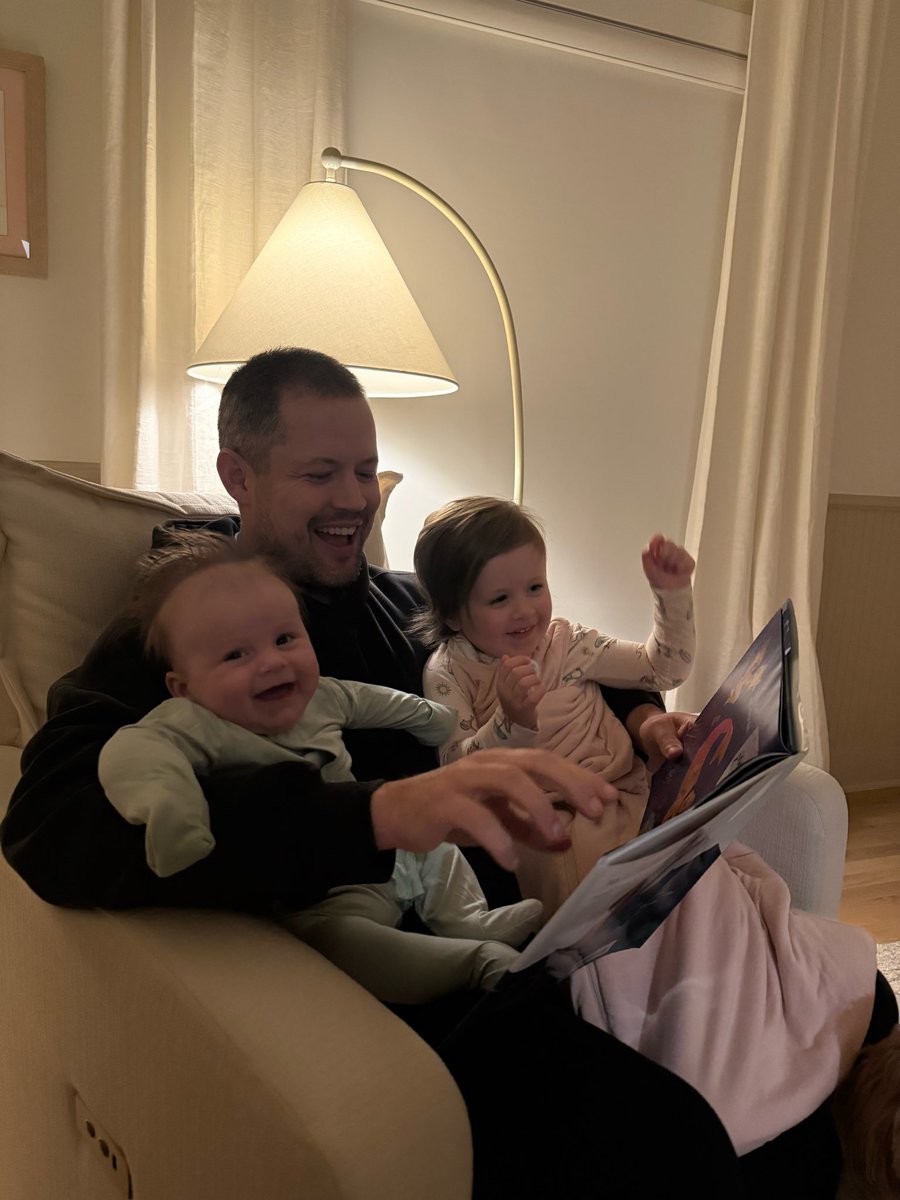 Roberto Nickson tweet media