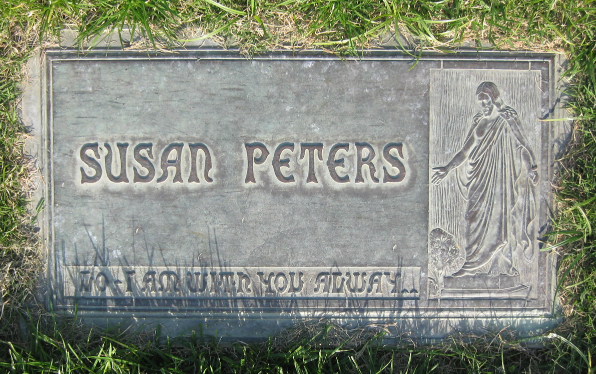 CemeteryGuide's tweet image. Oscar-nominated actress Susan Peters (“Random Harvest,” “Keep Your Powder Dry”) died on this date in 1952, at the age of 31. She’s at Forest Lawn Glendale.