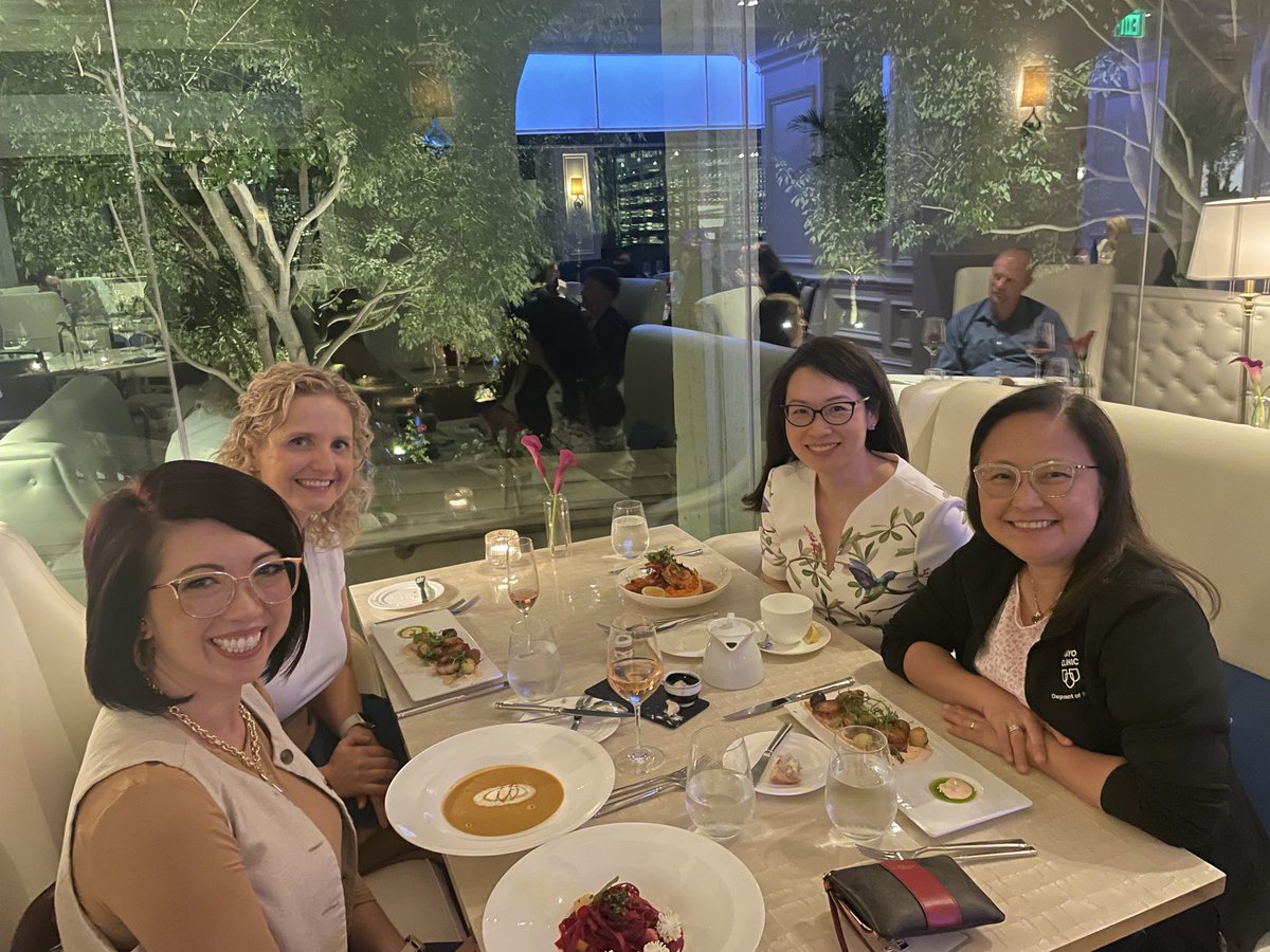 ErbenYoung's tweet image. So nice to regroup and run into great colleagues and mentees at @MayoGRIT wonderful opportunity to recharge 🪫🔋 you cannot pour from an empty cup… missing #Maxima but also great experiences with #Papa @andreaserben #WorkLifeIntegration