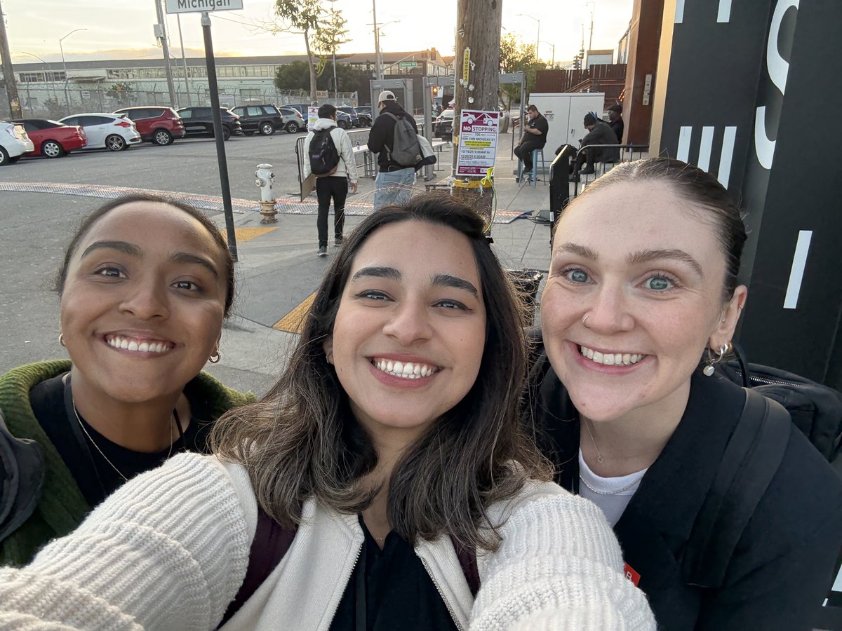 shreythecray's tweet image. Seriously impressed by the event that @browserbase @braintrustdata just put together for the Vercel Ship AI afterparty 👏🏽 such a vibe!!