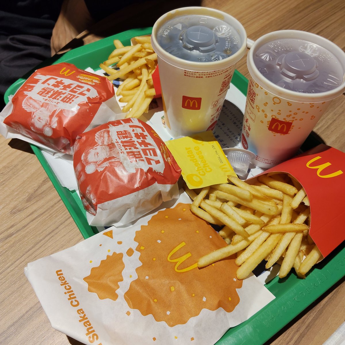 断捨離 マクドナルド フォトアルバム 赤30、黄30、茶20 断捨離様専用 マクドナルド フォトアルバム 赤30、黄30、茶20