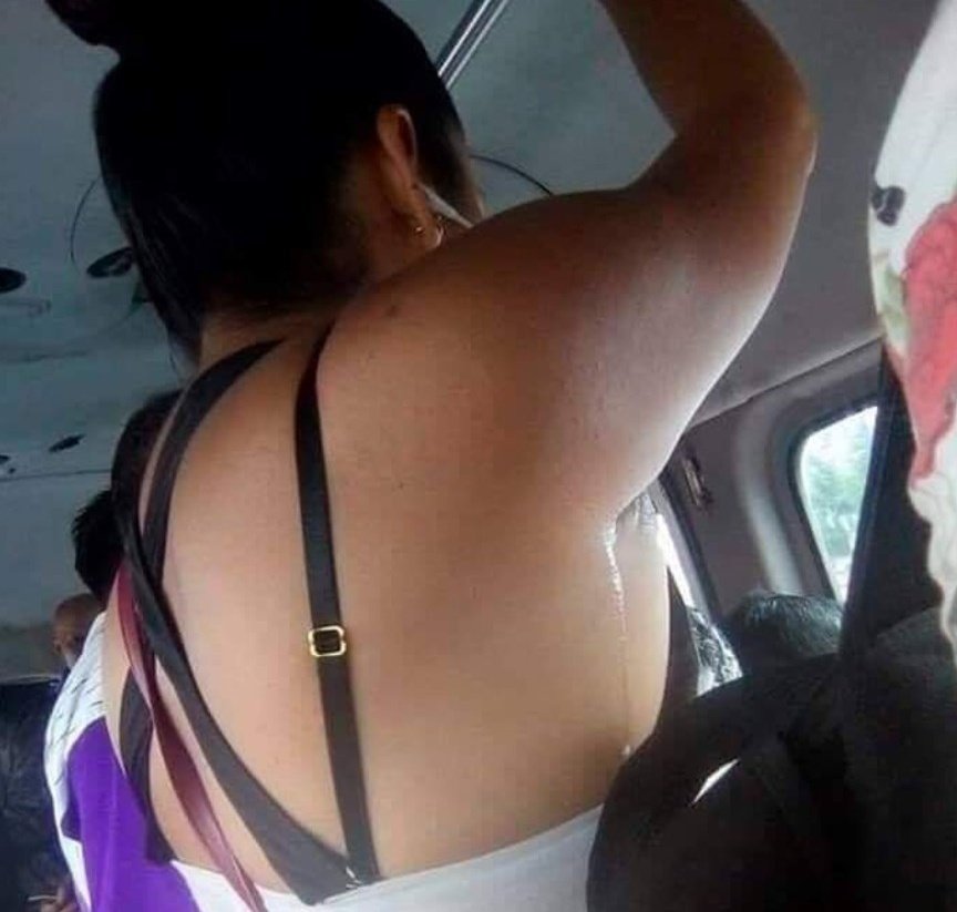 vanesssagoto's tweet photo. La axila de Adal #LaGranjaVIP https://t.co/TqWX16N2Y0
