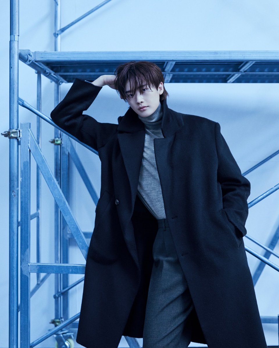 mojiddot's tweet image. [똧별업✨] arenakorea 11월호

instagram.com/p/DQLbB0dkSdI/

#DKNY #디케이앤와이 
#LeeJongSuk #이종석 #아레나코리아 #ARENAKOREA