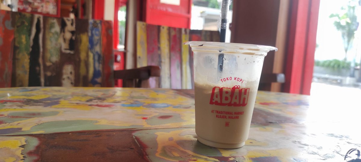 Bah, berpura pura kuat itu melelahkan ya 🥲