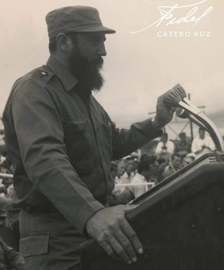 Fidel: “La Revolución debe aspirar a tener la amistad y la simpatía de todos los pueblos del mundo; la Revolución debe aspirar a tener relaciones comerciales con todos los pueblos del mundo.”#SinPerderUnDía #LatirAvileño  <a href="/DiazCanelB/">Miguel Díaz-Canel Bermúdez</a> <a href="/DrRobertoMOjeda/">Dr. Roberto Morales Ojeda</a> <a href="/PartidoPCC/">Partido Comunista de Cuba</a>