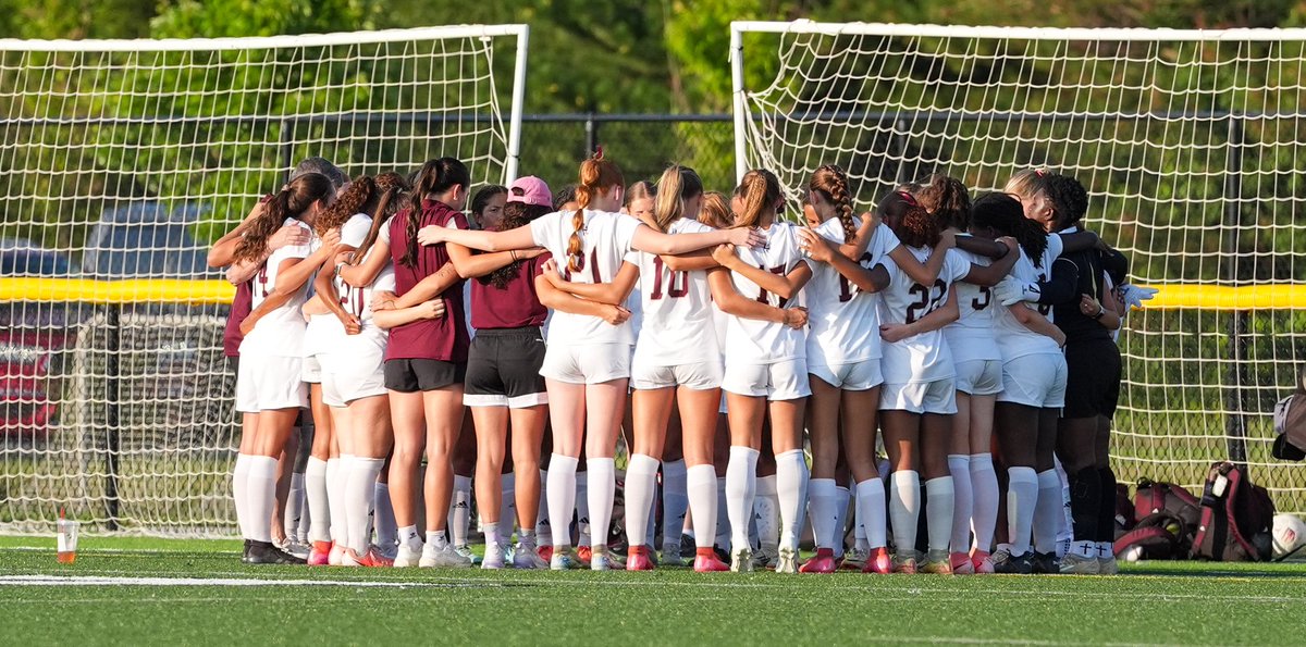 LilaWSoccer09's tweet photo. And that marks the end of highschool season! At the end of the season I had 9 goals and 6 assists. I'm looking forward for club season with my FC Pride 2009 ECNL team! https://t.co/Q6Ajt2IMgD