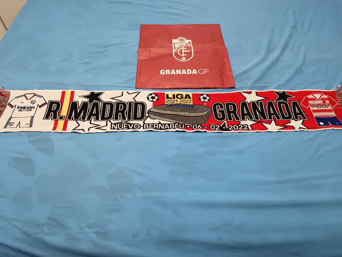 sergio_260980's tweet photo. Bufandas Granada cf VS Real Madrid https://t.co/O1jw5glugc