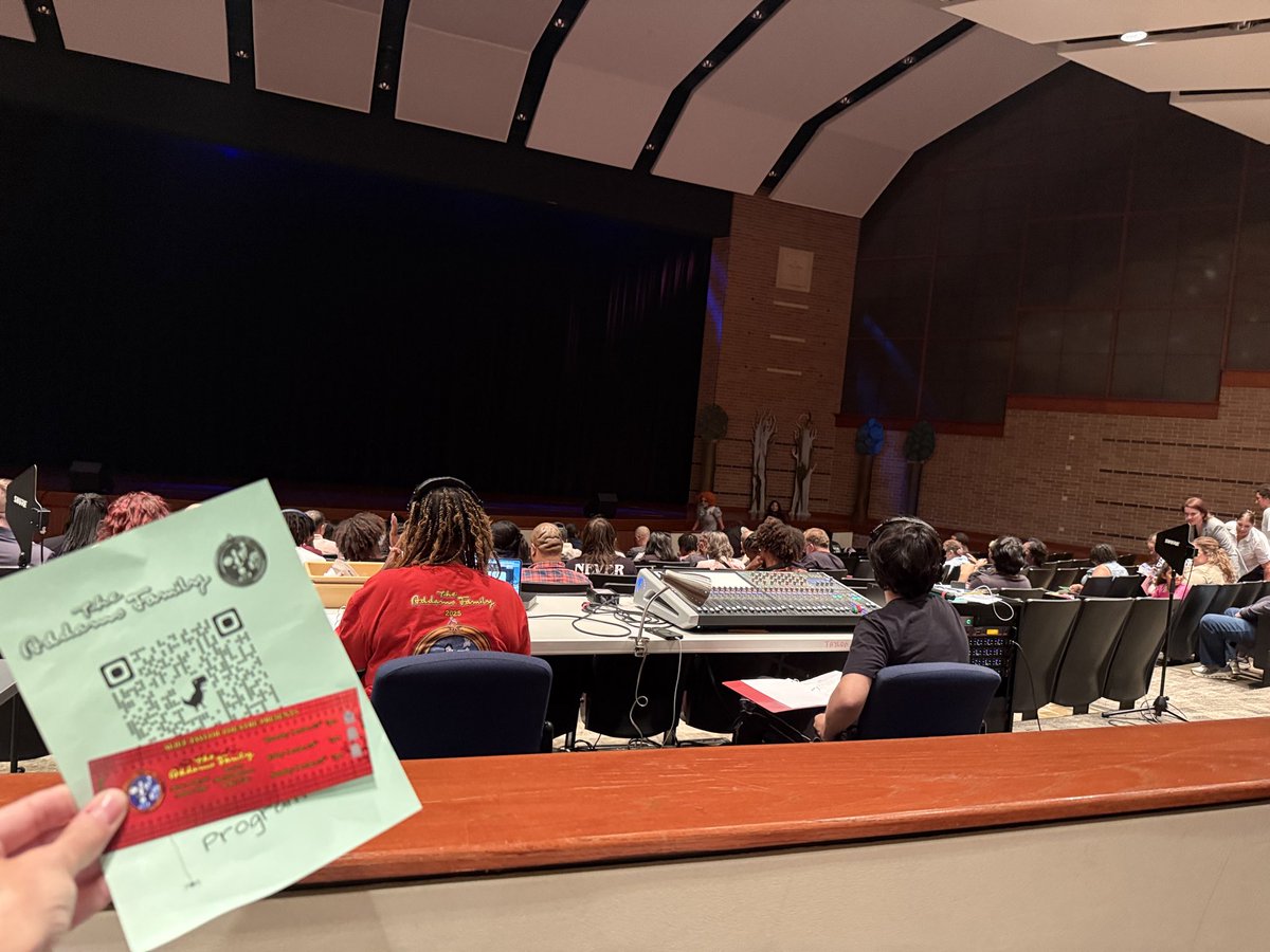 Cadre Kerr Theatre tweet media