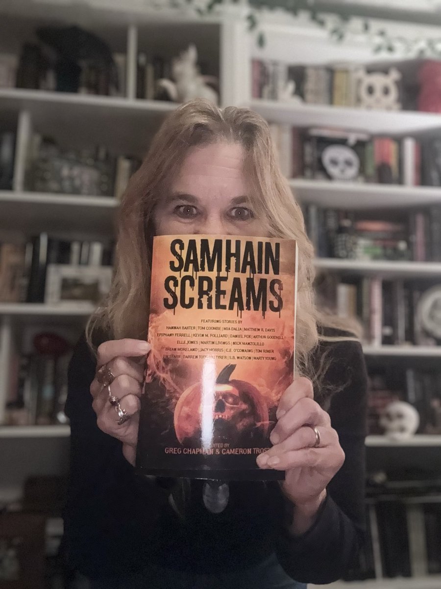 EpiphanyFerrell's tweet photo. Samhain Screams! Thank you @trost_cameron and @BlackBeacons and Greg Chapman for including my grim ghostly tale in this beautiful anthology! #readhorror #Halloween https://t.co/4ZWOyISRan