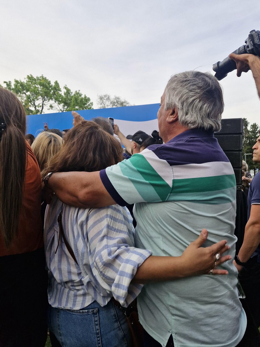 SIN JUSTICIA SOCIAL NO HAY FUTURO, NO HAY DERECHOS Y NO HAY PAÍS. 
 
El 26 de octubre las y los bonaerenses le vamos a volver a decir que NO a Milei llenando las urnas de #FuerzaPatria. 

🤍🇦🇷