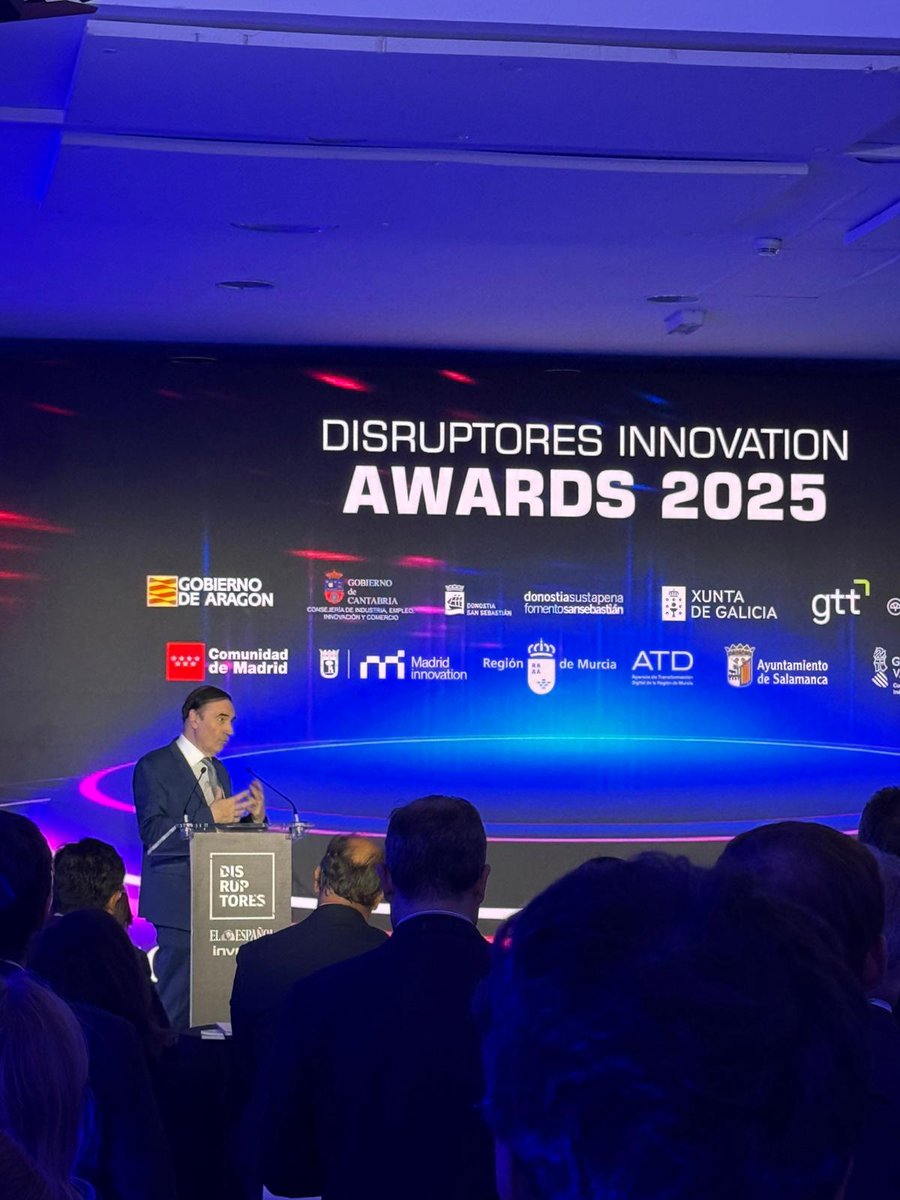 petezin's tweet photo. Something's in the oven...

@disruptoresee @elespanolcom @Invertia 

#SoMiami https://t.co/WBU5wSzvQB