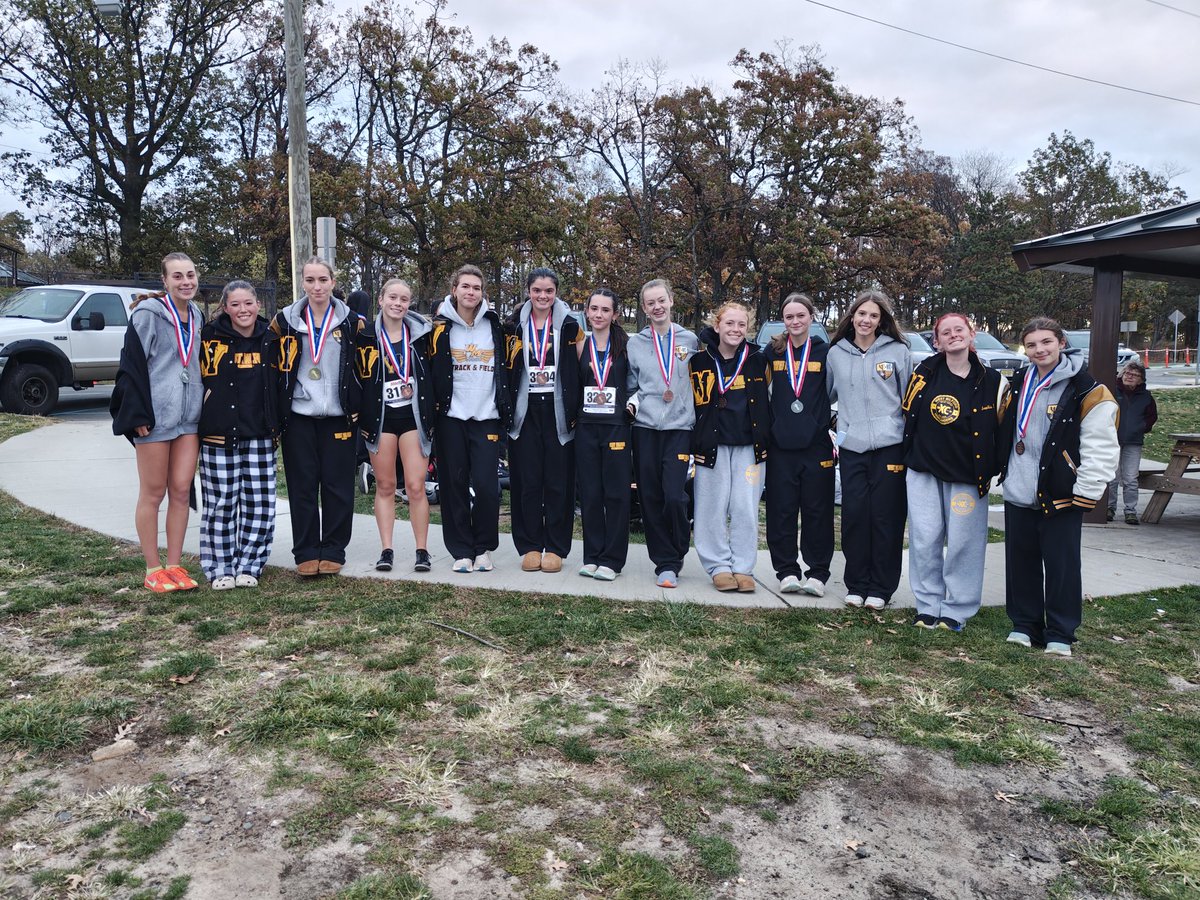 The Lady Highlanders placed 2nd in the Passaic County Championships with Amanda Harvey, Ciara Clinton, Brenna Traverso and  Chloe Mirkovic all receiving medals. The JV girls placed 1st with Selma Saydam, Willa Zachar, Sydney West, Erin Frey and Sarah Herwig placing in the top 10.
