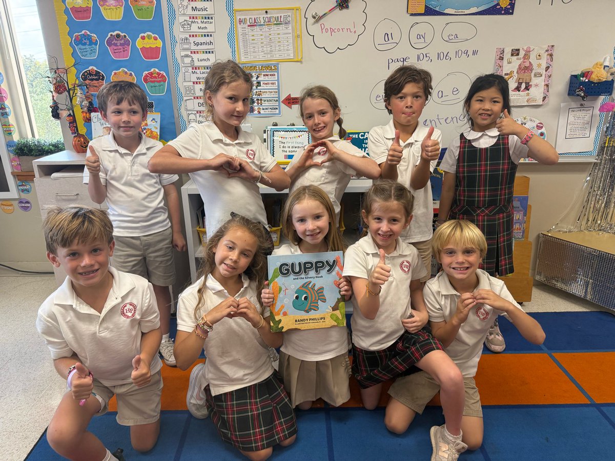 RandyPCD's tweet image. Thanks to the kids who love “Guppy and the Silvery Hook.” Teacher Misty Tate, and Hyde Park Elementary Class, Ellen Troxclair and the kids, and of course…sweet Caroline.  Ordered yours from Amazon.com today!

@ellentroxclair @mistytate @hydeparkschoolsaustin