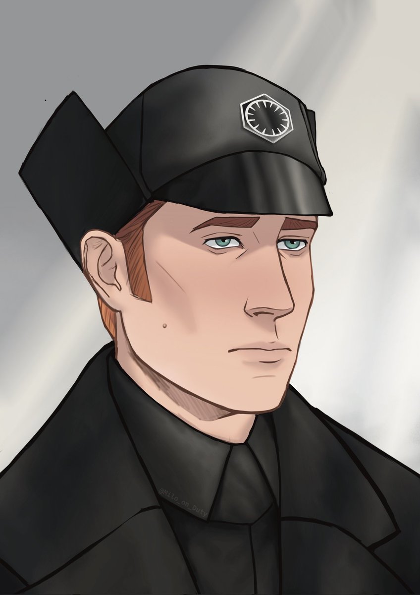 Hux... he is here... observe 

#generalhux