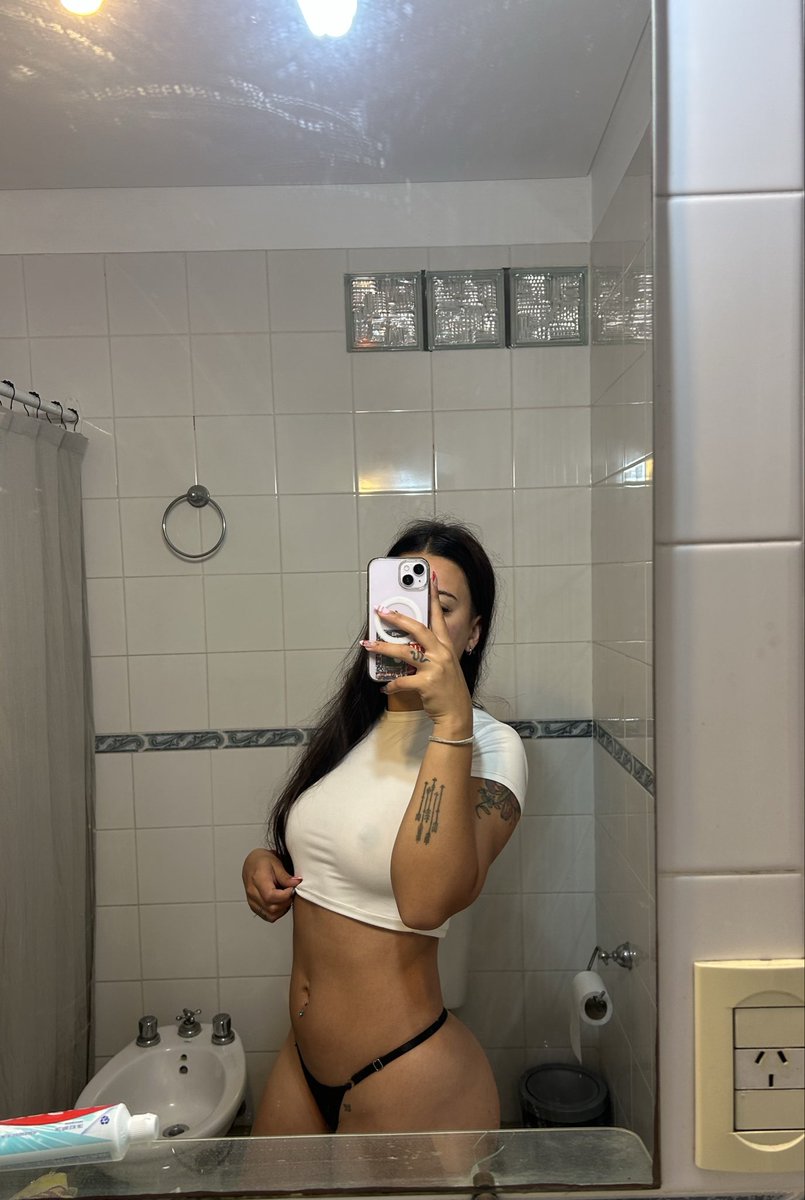 MendezViicky's tweet photo. 🥱🥱 https://t.co/SqUgSBj7l8