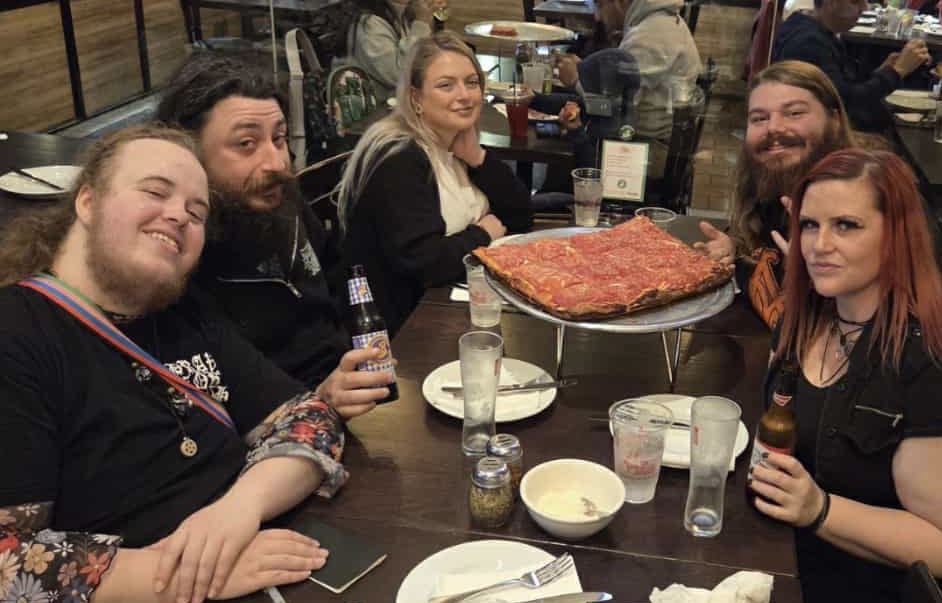 THE INTERNATIONAL GIGOLO 🌎🇺🇸🇬🇧🇯🇵 (Mittens) tweet media