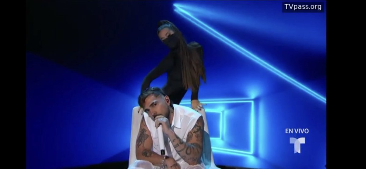 Un día para la historia ⭐️
Te amamos <a href="/wawawanduque/">Juan Duque</a>. #LatinBillboard #Ojalá #PonganJuanDuque