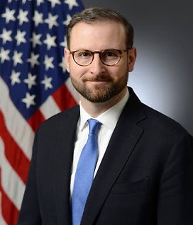 The White House is attending Ripple Swell 

Big addition to the <a href="/Ripple/">Ripple</a> Swell 2025 🌊stage: <a href="/patrickjwitt/">Patrick Witt</a> from the White House Digital Assets Council joins the keynote lineup.
