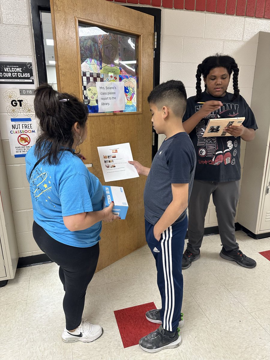 Judyvald76nisd's tweet image. Our students had so much fun learning about tally marks today! 🍁 They conducted a survey around campus asking staff about their favorite fall treats, then headed back to class to graph the results. 📊✨ #FallFun #LearningIsSweet @NISDZachry @NISDSpecialEd