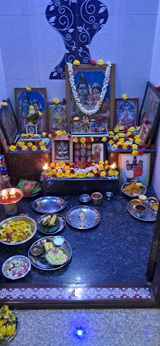 Yaa Devi sarvabhutesu Lakshmi roopena samsthita namastasye namastasye namastasye namo namaha 🙏🙏