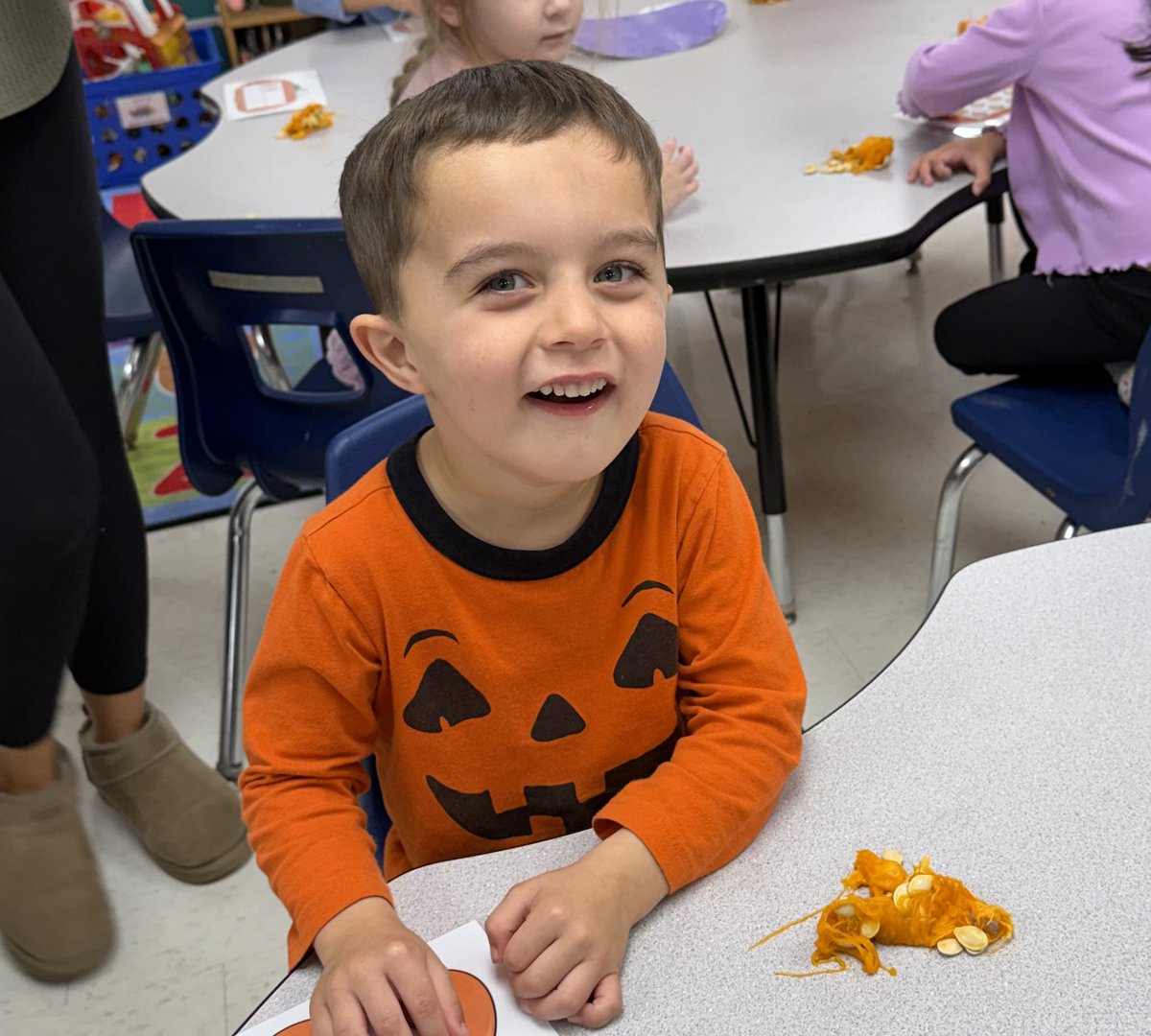 jarmstrong1720's tweet photo. Today, we learned the parts of a pumpkin, opened and identified the parts of the pumpkin and then counted the seeds and of course PLAYED with the inside of a pumpkin🎃 #pumpkinplay #preschoolfun #itsfuntobemessy #post1
@StaffordTwpEd @stplc_principal @pedalpowerrich @Director_Oxy https://t.co/xV1Z2efr4W
