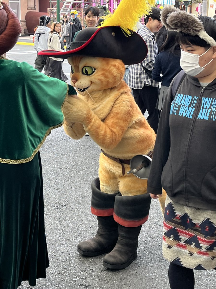 gooyon3's tweet photo. 界隈で大人気キャラ https://t.co/4NtmZ92uUJ