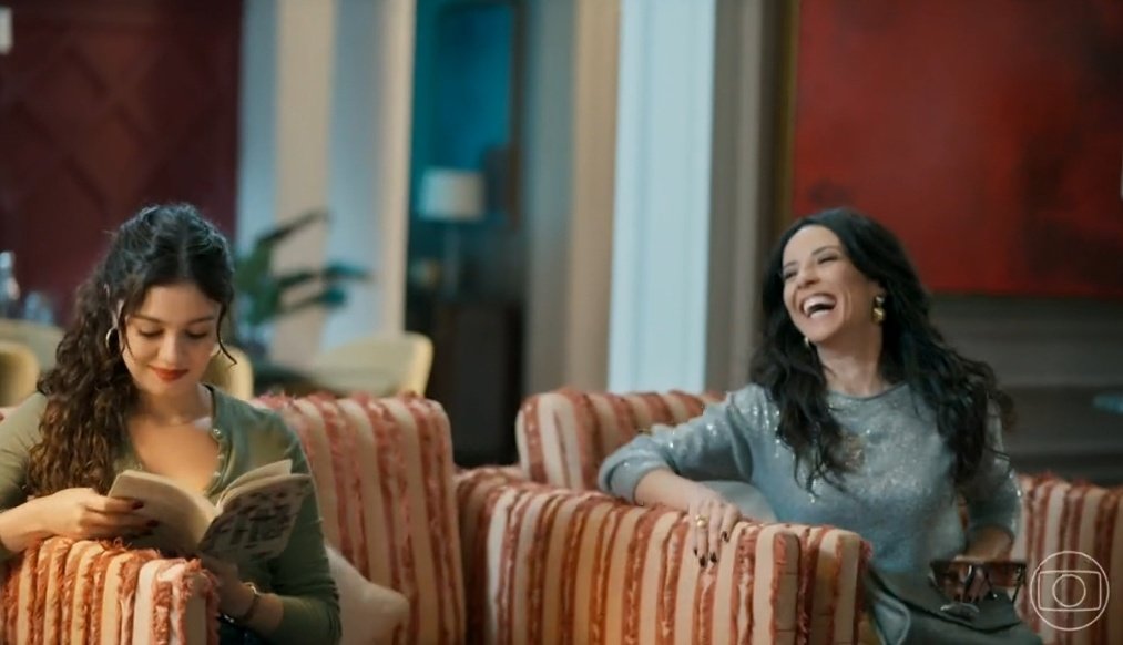 flertefatale's tweet photo. omg gal costa e elis regina dos cinemas https://t.co/d7nkGm0y4p