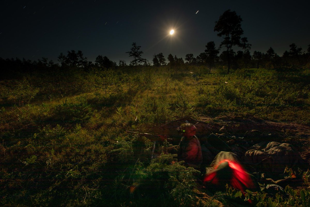 OHNationalGuard's tweet photo. Throwback Thursday!
 
Soldiers assigned to 1st Battalion, 148th Infantry Regiment prepare for area defense during Exercise Northern Strike 22 at Camp Grayling, Mich., Aug. 15, 2022.
 
📸: Sgt. Max Elliott and Spc. Olivia Lauer, 196th Mobile Public Affairs Detachment https://t.co/rh3jucXZuZ