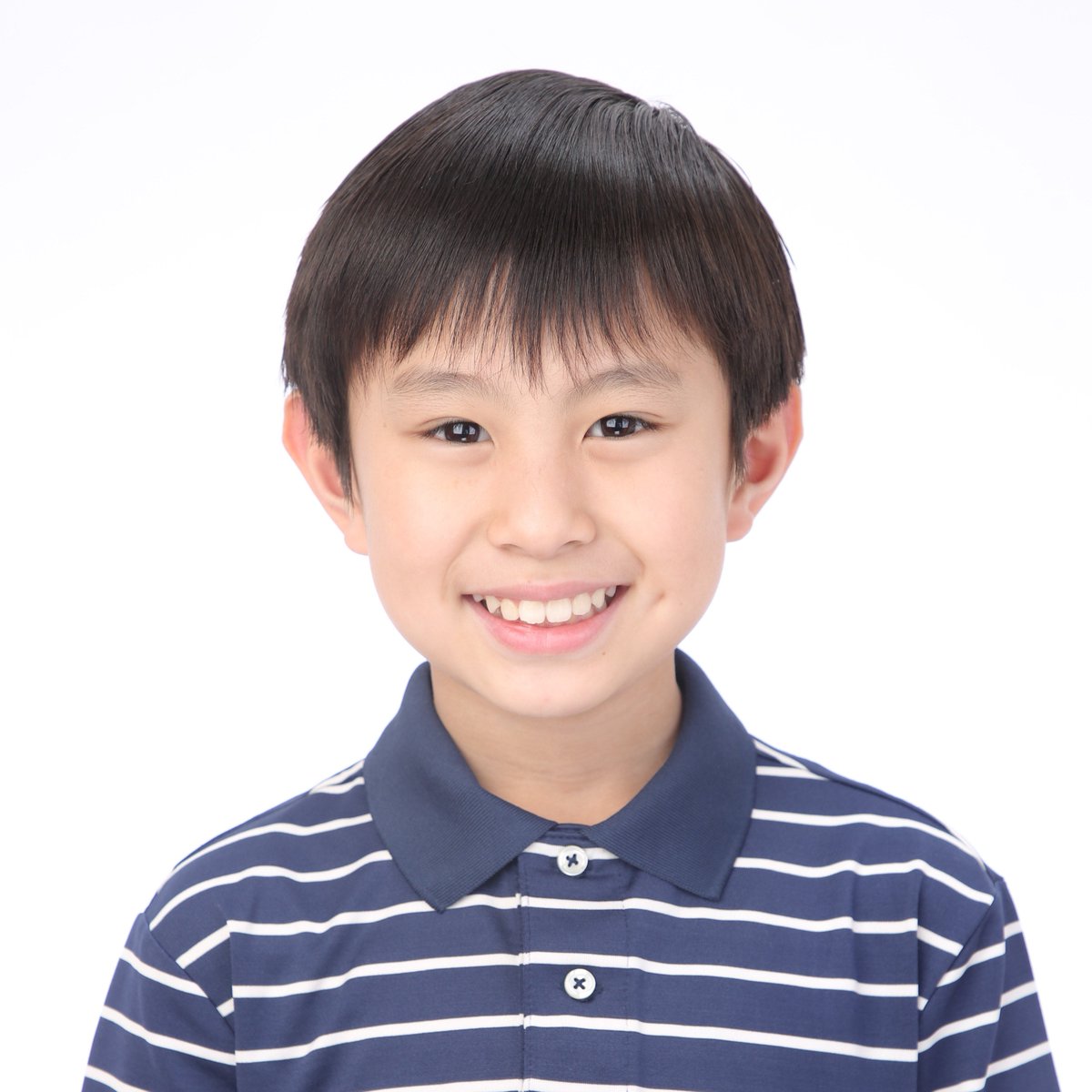 「クリスマス・キャロル」＃劇団昴公演
地方公演～中部北陸演鑑連 巡演
11月15日(土)～12月11日(木)
原作　チャールズ・ディケンズ
台本・演出　菊池准
主演　＃宮本充　
＃内海裕真　ティム役で出演します♪