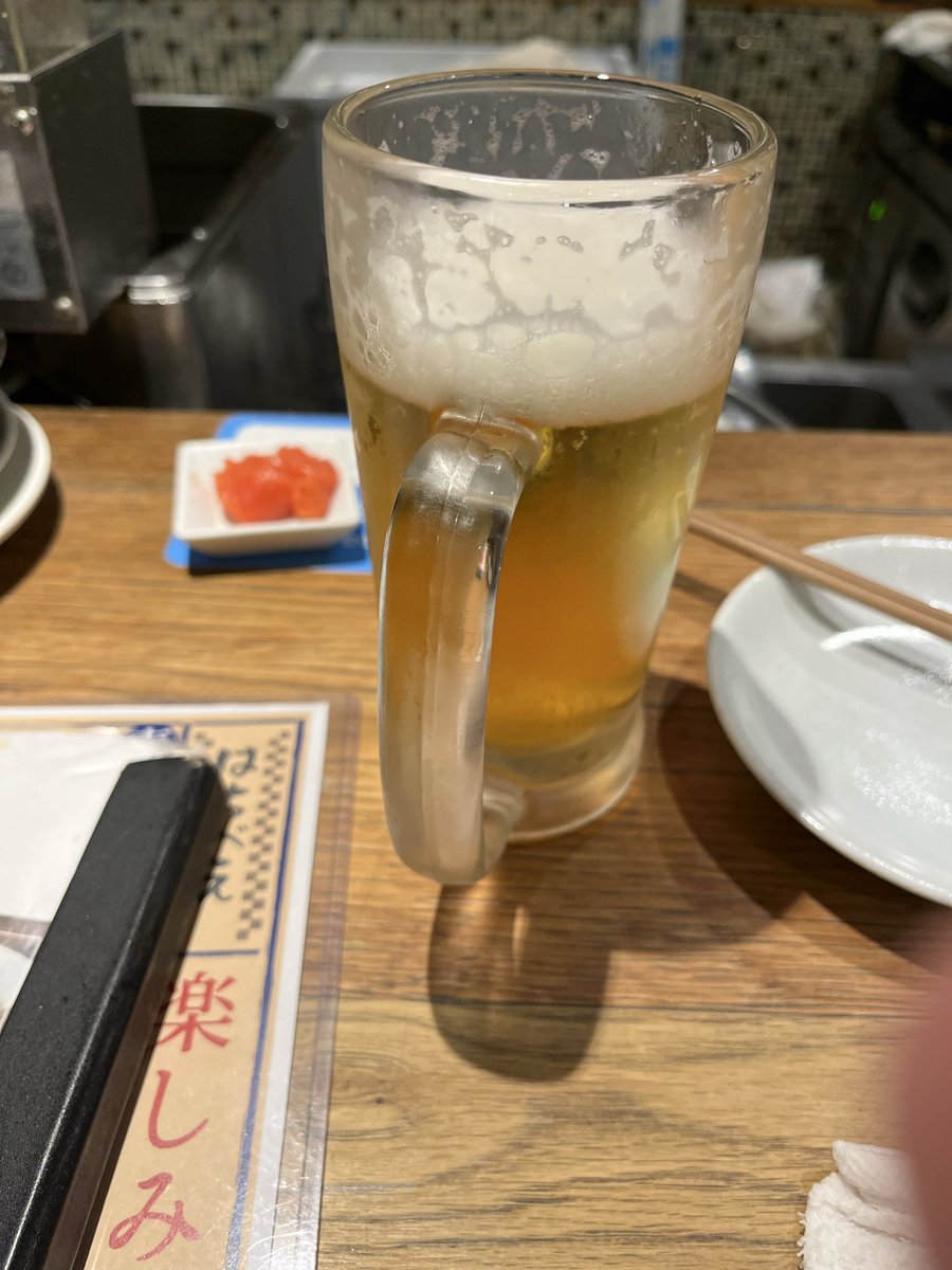 RNeikyulovesong's tweet photo. 幸せな2時間半でした。
メジャーな曲から、ファンが喜ぶ世間的にはマイナーな曲まで盛りだくさん過ぎる😊
とりあえず今は、ライブの余韻に浸りながら、酒を飲みました。
SUさんは、最後1人1人とハイタッチしてくれるし、優しすぎる🤣

#RIPSLYME
#リップスライム
#DFMF https://t.co/ARVwHW7PX2