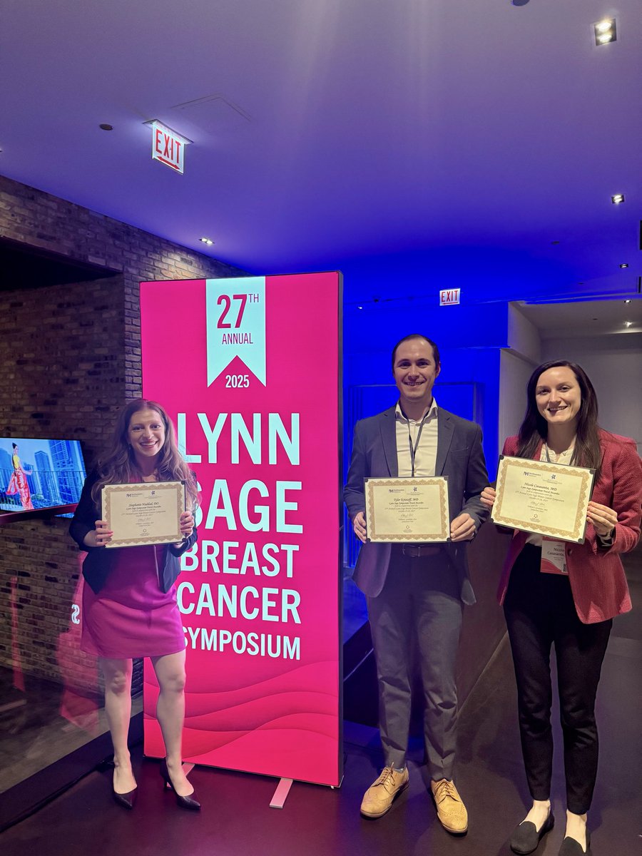 💡Fabulous first day of the Lynn Sage Breast Cancer Symposium discussing obesity, sustainability, breast reconstruction, pathology, AI in oncology, approaches to management
&amp; so much more ✨Thank you <a href="/lynnsage/">Lynn Sage Breast Cancer Foundation</a> for the travel award! 💐#LSBC25 <a href="/LurieCancer/">Lurie Cancer Center</a> <a href="/DrSAHaddad/">Stephanie A. Haddad, DO</a> <a href="/YaleHemOnc/">Yale Hematology Oncology Fellows</a>