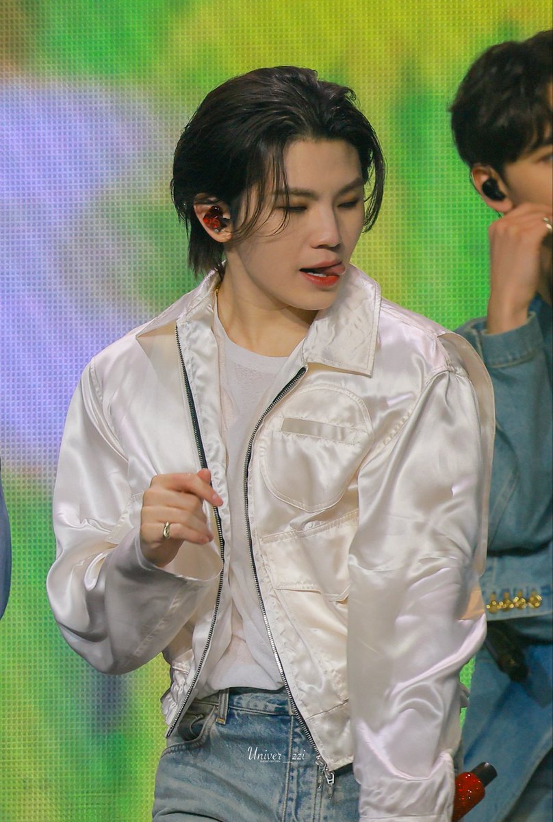 („• ֊ •„)

#우지 #세븐틴
#WOOZI #SEVENTEEN