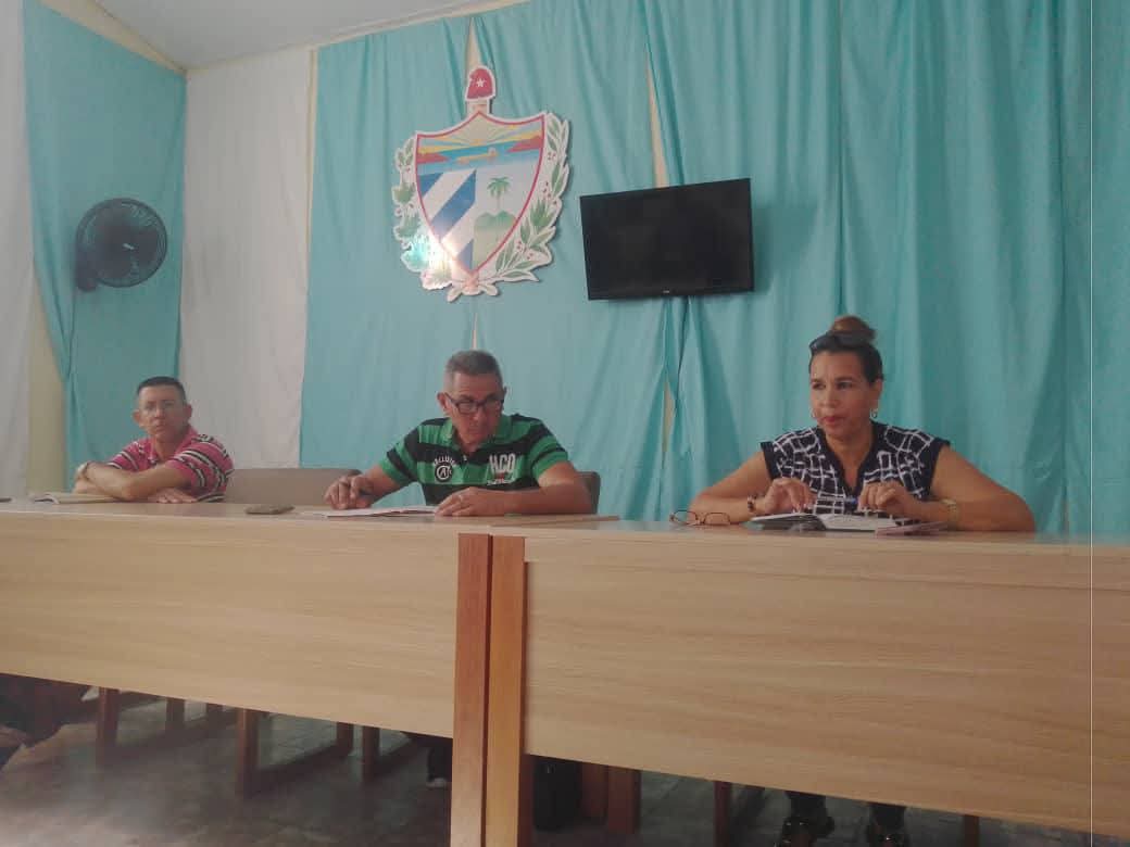 perez_placencia's tweet image. Maxima dirección del @PartidoPCC y la Asamblea Municipal del #PoderPopular de #PuertoPade emiten indicaciones para la protección de los recursos materiales y humanos ante el posible paso de la tormenta tropical #Melissa #PorPuertoPadreTrabajamos #PorLasTunasLaVictoria