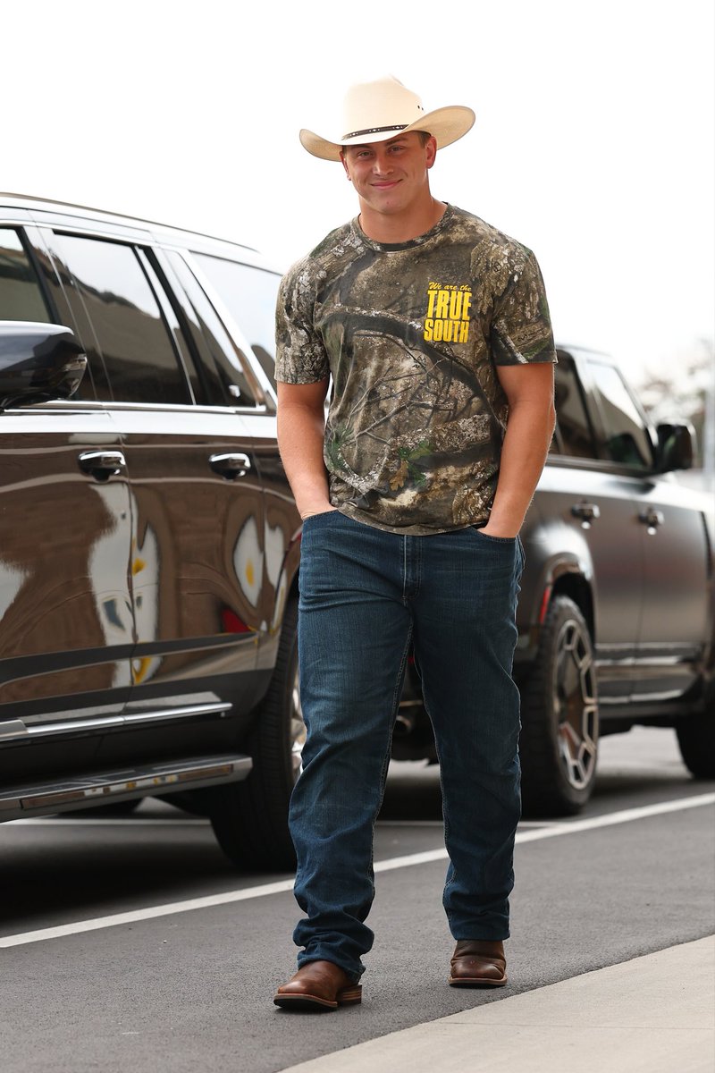 Ethan Downs tweet media