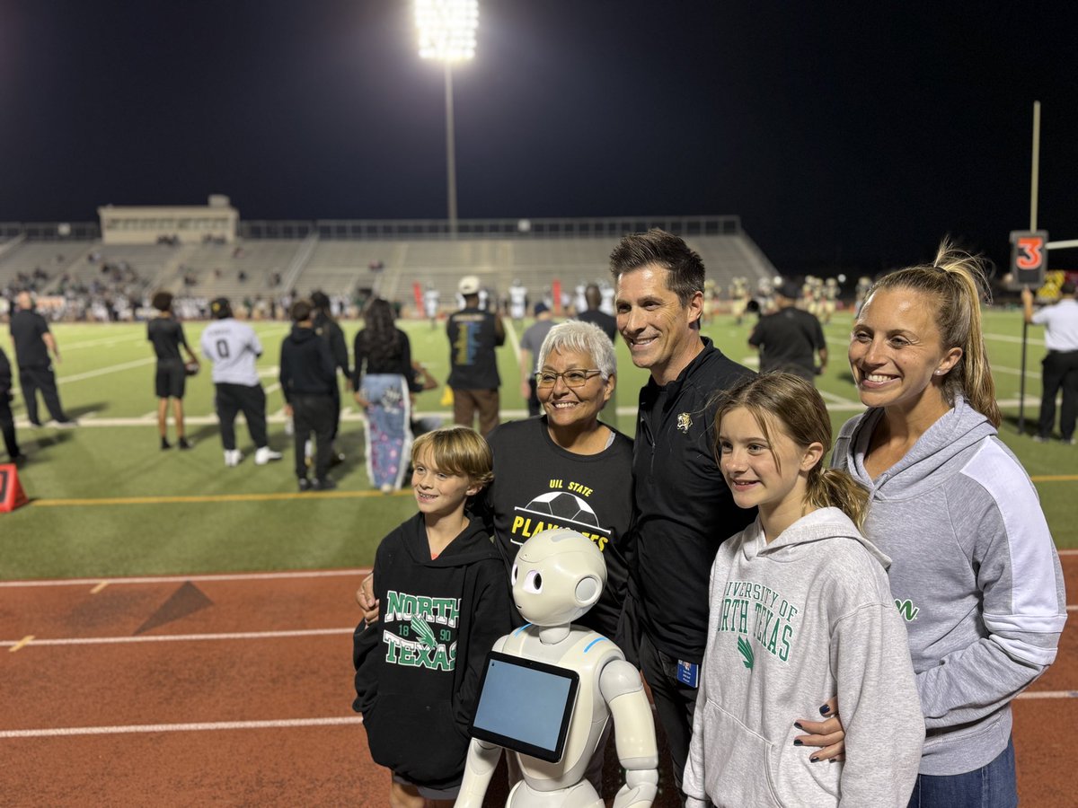 Chris Moore tweet media