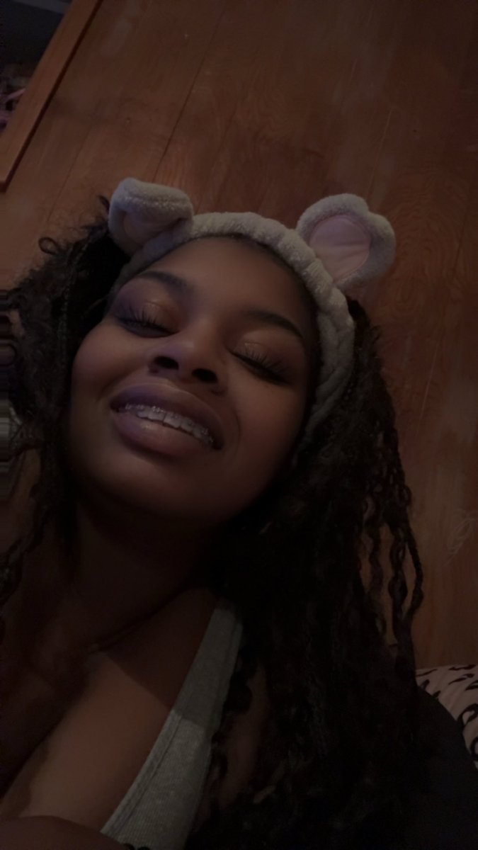 Stoney Coldsinner (@joneirichbetch) on Twitter photo 