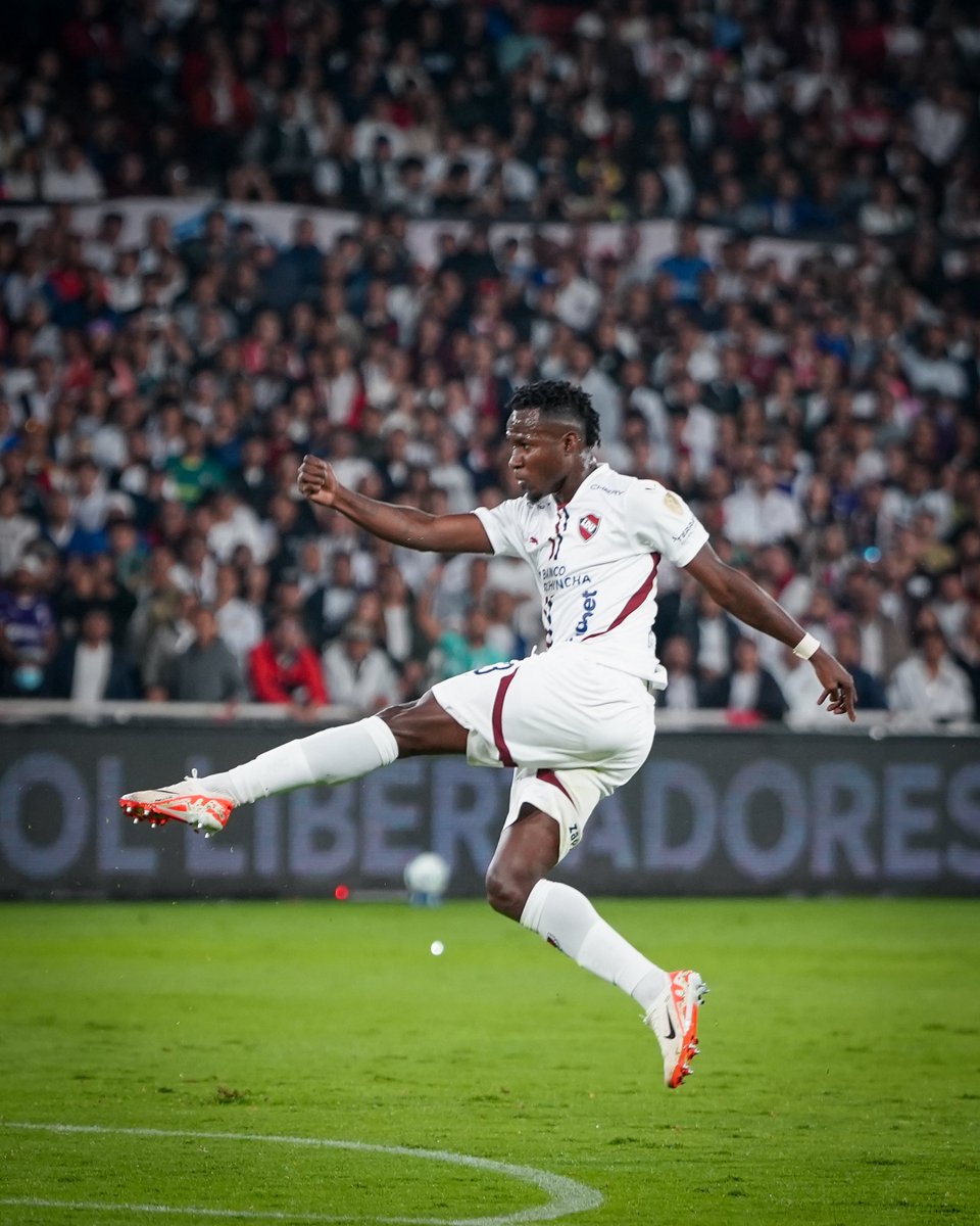 LDU_Oficial's tweet image. ¡Al descanso con ventaja! ¡Hay que seguir! 💪

🆚 #LIGAPalmeiras
🏆 Semifinal IDA CONMEBOL #Libertadores