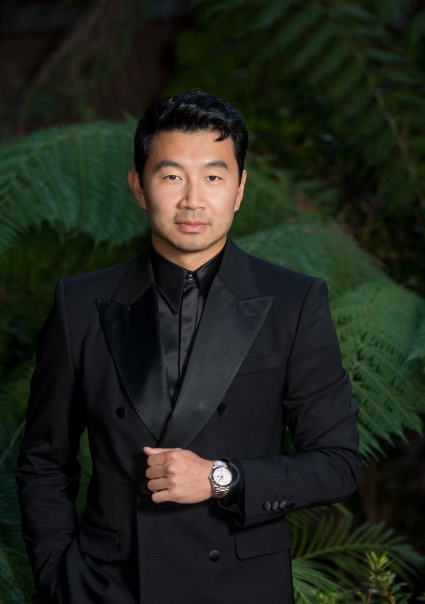 LimuLover's tweet photo. Can never get enough of this suit.
@SimuLiu 
#SimuLiu https://t.co/PWQD25dlfz