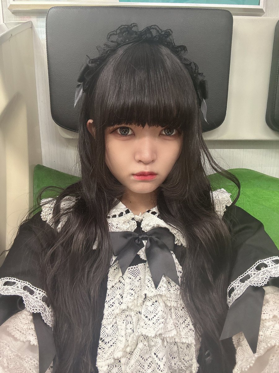 pien1204's tweet photo. 夏に買ったけど着てなかったやつ

仕事にボンネは邪魔すぎるから少し色味変だけどヘドレにした https://t.co/LmpJ9WQxMb
