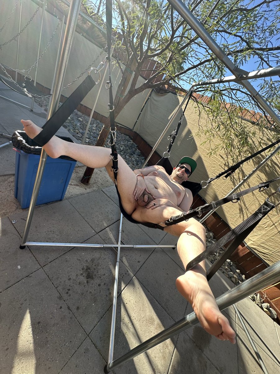 How’s the view??? #chub #gaychub #bottomchub