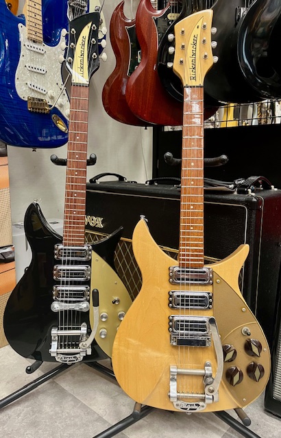 kurosawaekimae's tweet image. 【1階USED】＃ビートルズ 関連のギターが多数入荷しています。
憧れの #Rickenbacker 325C58、325V59
推しの愛機を思わせるモディファイが胸アツ💛
是非、店頭で弾き比べしてください。
担当　広田
＃中古買取 #委託販売 強化しています🎸
