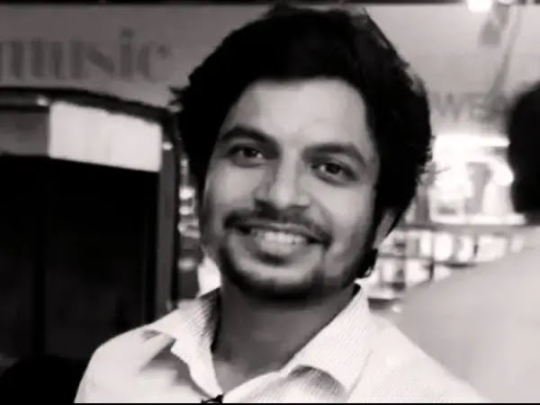 DRDO engineer Akashdeep Gupta died suddenly. He was working on the BrahMos missile project. The official cause of death will be announced after the post-mortem. According to sources in the Modi government, the US intelligence agency CIA and ISI are involved.