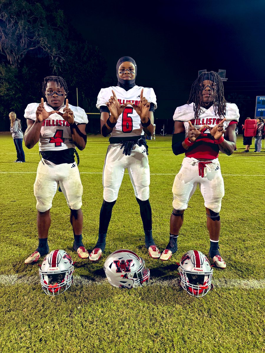 #FHSAA 2025 Season: Week 10
<a href="/Williston_FTBL/">Williston Football</a> - 15
<a href="/recruittheN/">Newberry High School Football College Recruiting</a> - 14
FINAL

Player(s) of the Game:
No.2 J'Dyen Manneh <a href="/jdyenmanneh02/">J’Dyen Manneh</a> 
No.4 Kameryn Manneh <a href="/manneh_kam21/">Kameryn ”KAMO” Manneh</a> 
No.6 Marcus Appling <a href="/Markhoop0/">Marcus Appling</a> 

<a href="/H2Athletes/">H2 Athletes</a> #H2FallTour #flhsfb 

<a href="/polk_way/">PolkWay</a> <a href="/DylanOliver23/">PolkwayDylan</a> <a href="/RealNews102/">Drew Johnson</a>
