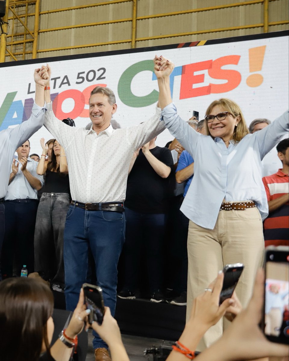 Con la fuerza de nuestra gente y estos candidatos que nos representan, este domingo defendamos a Corrientes. 💪🏼 #VamosCtes!